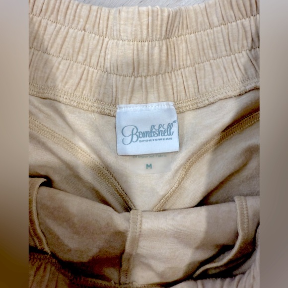 Bombshell set cloud comfort shorts & top - Picture 6 of 8